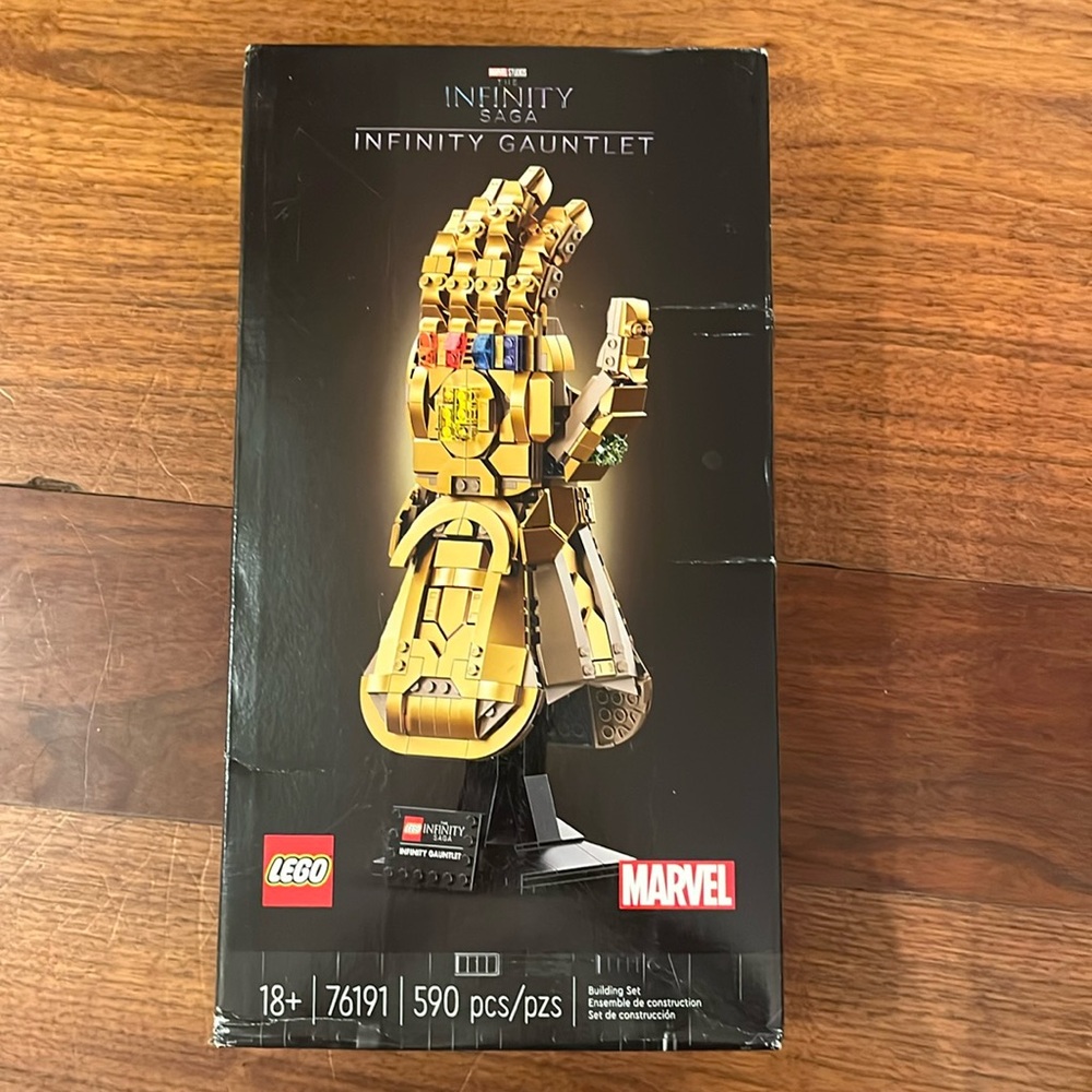 Lego Marvel Infinity gauntlet unopened box